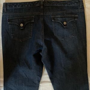 Canyon River Blues modern fit, straight leg Women’s size 16 denim jeans.